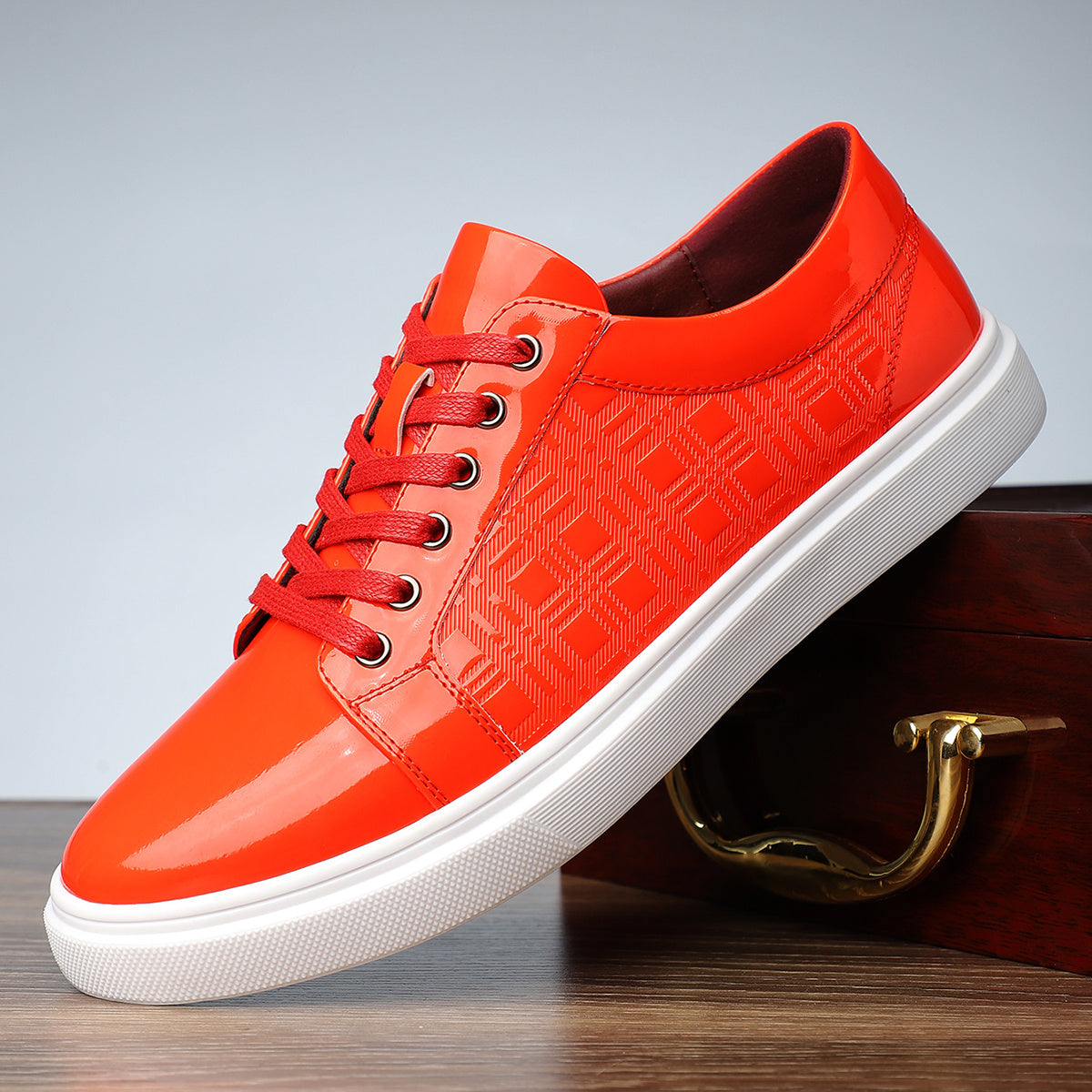 SANDRO | Zapatillas elegantes de cuero