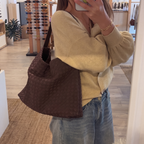 Bolso Tote Brielle de Gamuza