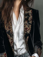 CAMILLA | Blazer Ajustado con Estampado Barroco Negro