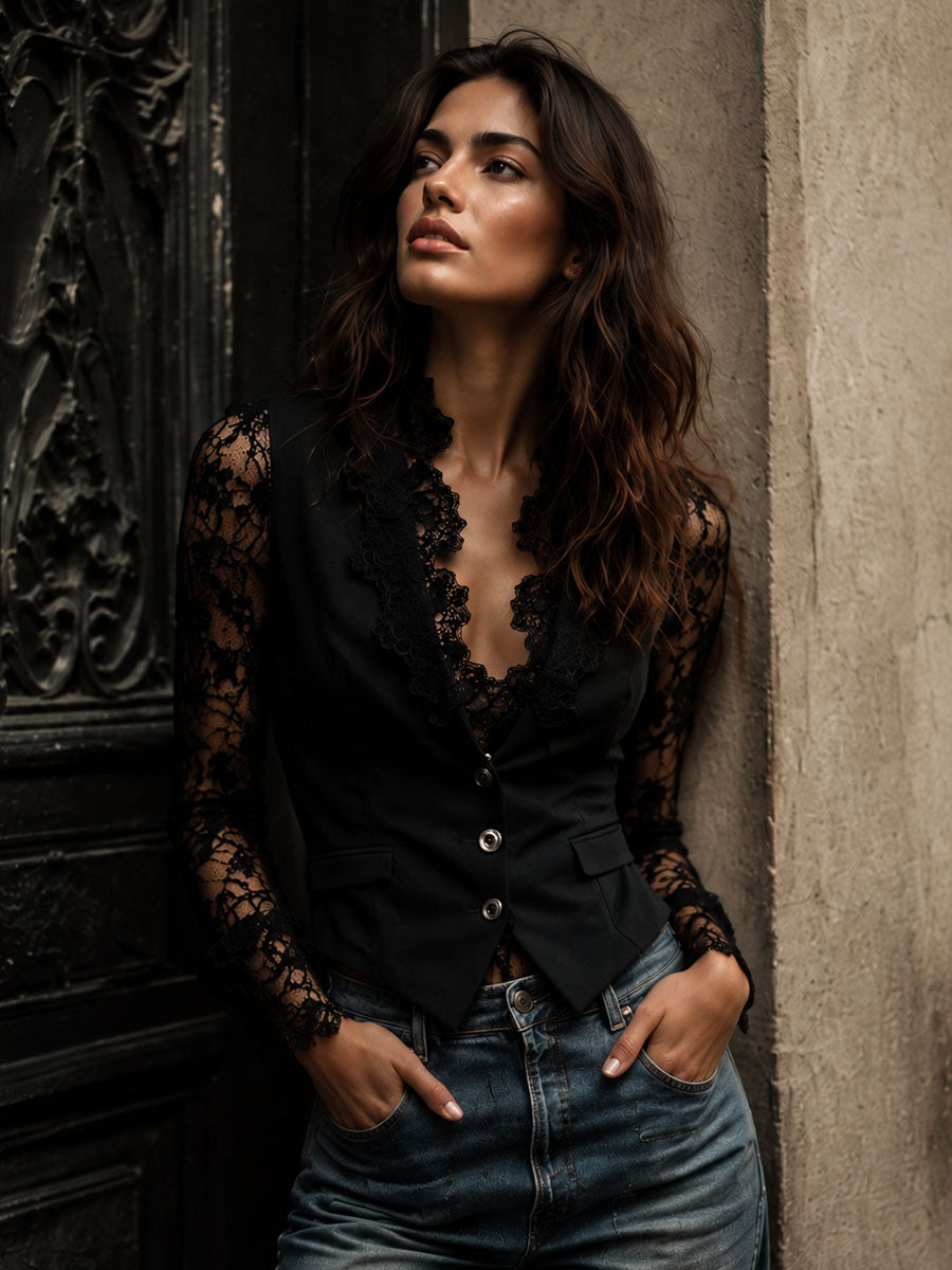 VITTORIA | Blazer Negro con Mangas Semi-Transparentes