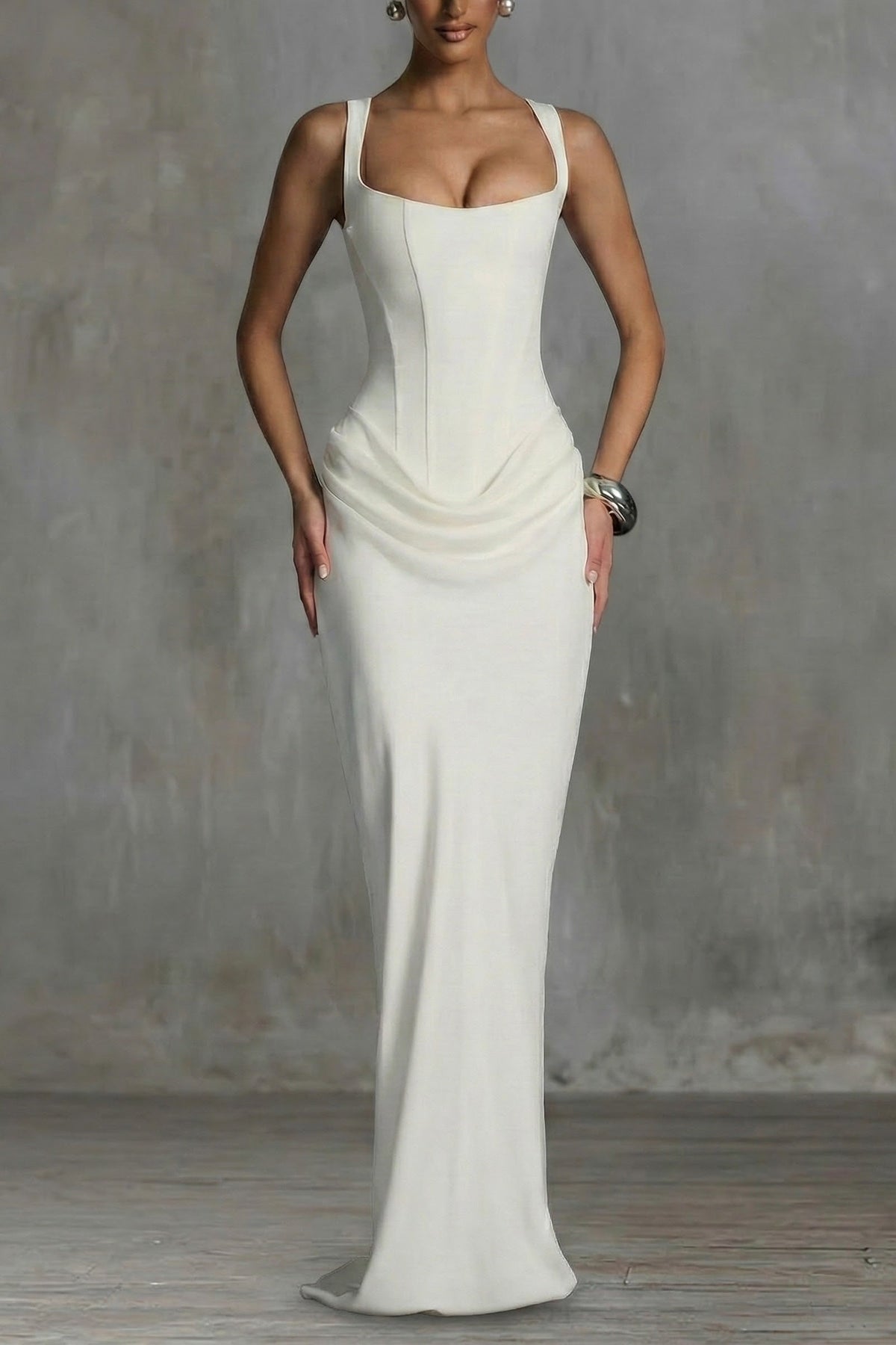 LEONOR | Vestido maxi de escote cuadrado