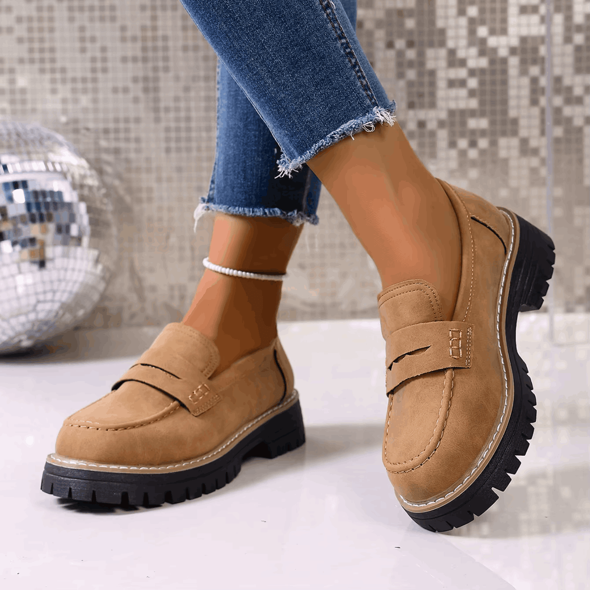 ALEXIA | Mocasines con plataforma de estilo universitario