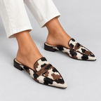 MARÍA | Cómodos mocasines con diseño de vaca