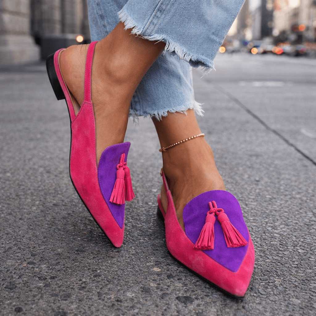 ELENA | Sandalias con tiras y pompones