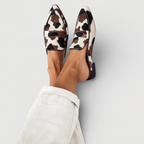 MARÍA | Cómodos mocasines con diseño de vaca