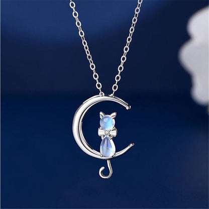 Collar de piedra lunar creciente con gato